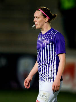 Emma Wilhemsson, Jitex BK, spottar saliv