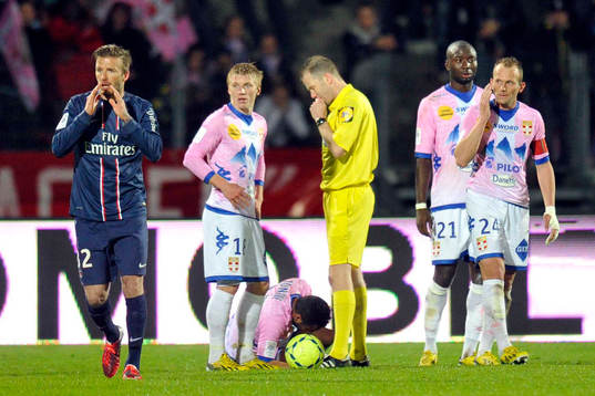 Fotboll, Franska ligan, Evian Thonon - PSG