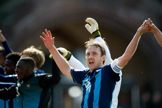  Andreas Johansson, Djurgården jublar över segern.