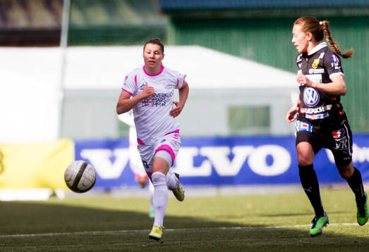 s Elin Landström i omgång 4 i Damallsvenskan mellan Umeå