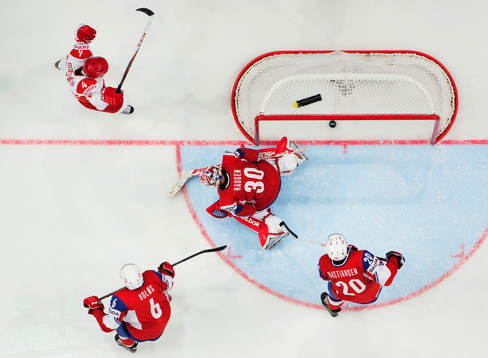 Danmarks Mads Bödker jublar