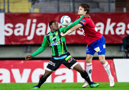  Närkamp mellan Mohammed Abdulrahman, Gais, och Hannes Sahlin, Örgryte.