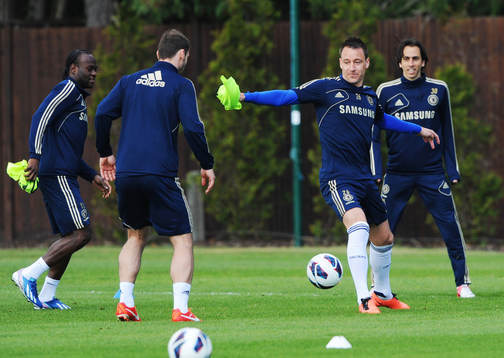 l - Chelsea - UEFA Europa League Final Media Day  - Chelsea
