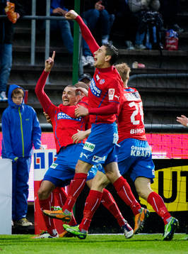  Loret Sadiku, Alejandro Bedoya, Helsingborg, jublar efter 2-0.