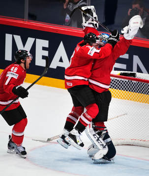Schweiz Matthias Bieber, Julien Vauclair och målvakt Reto