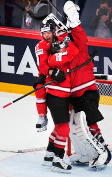 Schweiz Matthias Bieber, Julien Vauclair och målvakt Reto