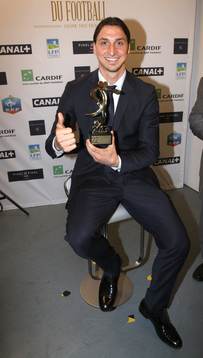  Fotboll, Franska fotbollsgalan: Zlatan Ibrahimovic ( meilleur joueur Ligue 1 ) - 19.05.2013 - CEremonie des trophees UNFP du Football 2013 - 