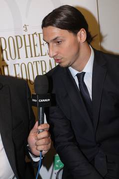  Fotboll, Franska fotbollsgalan: Zlatan Ibrahimovic ( meilleur joueur Ligue 1 ) - 19.05.2013 - CEremonie des trophees UNFP du Football 2013 - 