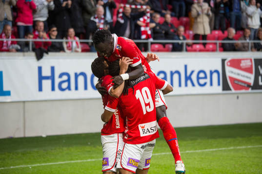  Jonathan Mcdonald, Kalmar FF, Papa Diouf, Kalmar FF, Jubel efter 3-§ 