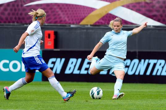Eugenie LE SOMMER - 01.06.2013 - France / Finlande - Match