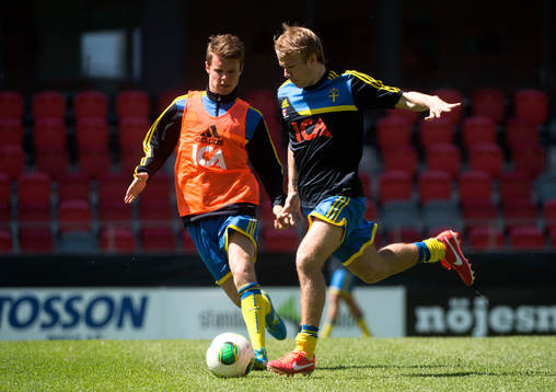 Måns Söderqvist, Oscar Lewicki