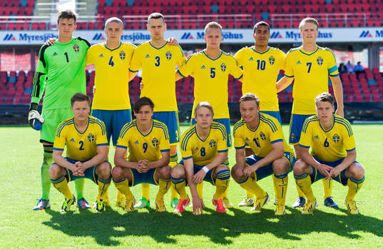 Bakre raden fr.v. August Strömberg, målvakt, Sebastian