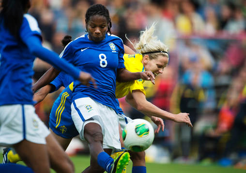 Brasiliens Formiga och Sveriges Lisa Dahlkvist i