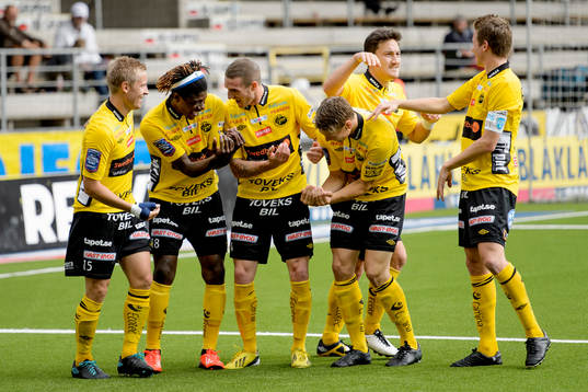 jubel hos Elfsborgs spelare Andreas Klarström, Mohamed