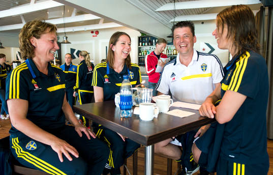 Det svenska medicinteamet Annica Näsmark, sjukgymnast, Helena Andersson, fysiolog, Mats Börjesson, läkare och Karin Schröder, sjukgymnast,