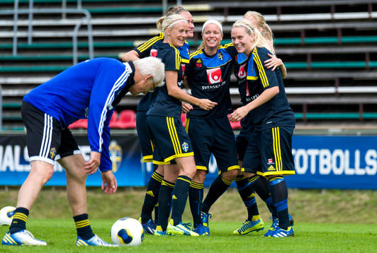 Sveriges Josefine Öqvist, Stina Segerström, Sara Thunebro