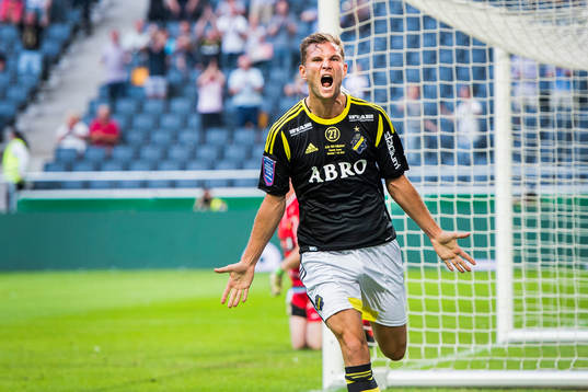 s Robert Åhman Persson jublar