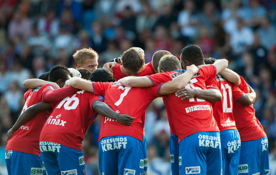    Samling, peppning, i den allsvenska matchen mellan Helsingborg och IFK Göteborg