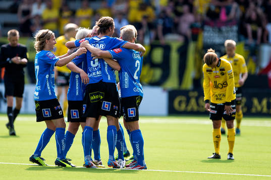 +jubel i Halmstad efter mål