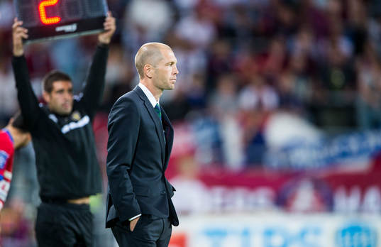 Hammarbys tränare Gregg Berhalter tom i blicken