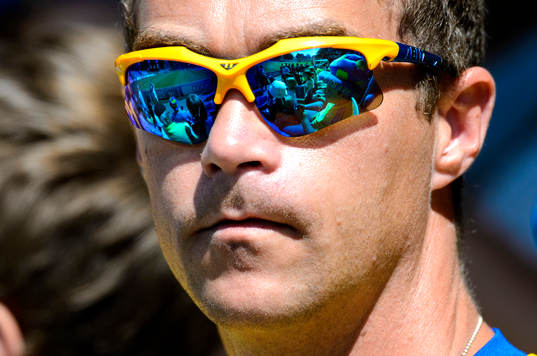 Svensk supporter på läktaren innan kvartsfinalen mellan