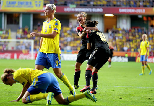 Mål 1-0 av Tyskland Dzsenifer Marozsán, Sveriges Nilla