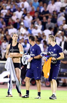 Paris Saint-Germans Zlatan Ibrahimovic i underkläder