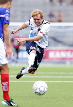 Gefles Simon Lundevall i fotbollsmatchen mellan Åtvidaberg och Gefle i Allsvenskan den 04 augusti 2013 i Åtvidaberg.