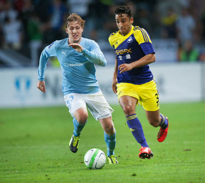  Emil Forsberg, Malmö och Neil Taylor, Swansea