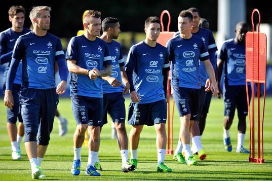  Mickael LANDREAU / Mathieu Debuchy / Samir NASRI - 12.08.2013 - Entrainement de l'Equipe de France