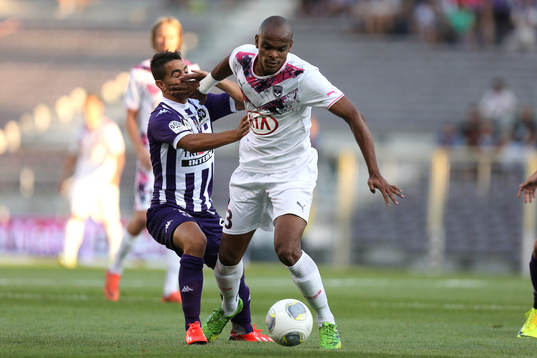  Henrique / Wissam Ben Yedder - 17.08.2013 - Toulouse / Bordeaux - 2 eme journee de Ligue 1 -