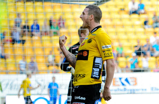 Elfsborgs James Keene jublar