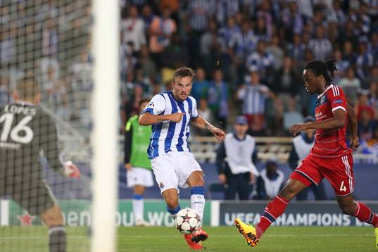  Haris Seferovic  - 28.08.2013 - Real Sociedad / Lyon - Champions League Play Off -