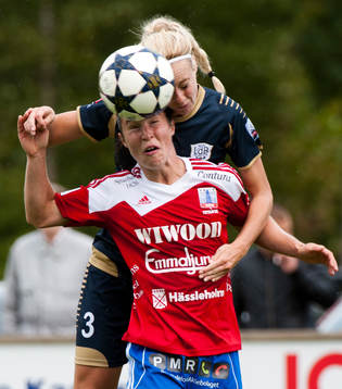 Jane Ross i nick duellen med Amanda Ilestedt