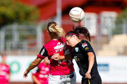 Jitex Fridolina Rolfö och Kopparberg Göteborgs Anna