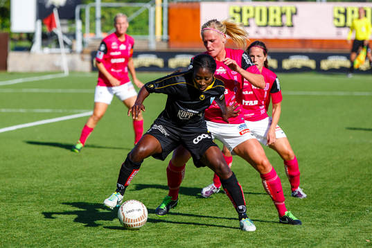 Kopparberg Göteborgs Anita Asante och Jitex Kathlene
