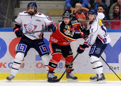 Linköpings Daniel Rahimi(v) och Linköpings Sebastian