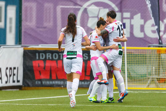 LdB Malmös Sara Björk Gunnarsdottir, Anja Mittag och