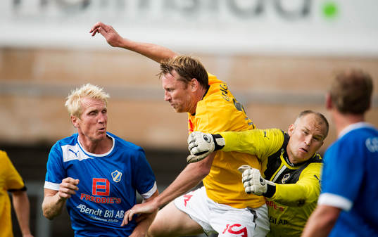 Petter Hansson, Kennet Andersson och målvakt Håkan Svensson