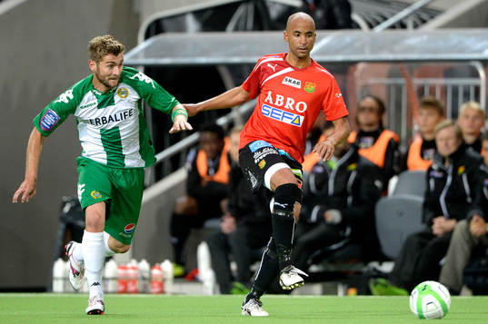 Hammarbys Christophe Lallet och GAIS Jimmy Tamandi