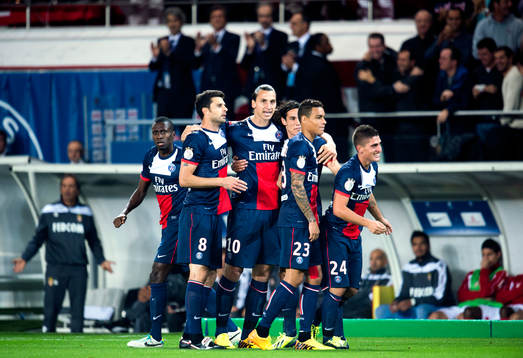 PSGs Zlatan Ibrahimovic gör 1-0 och jublar