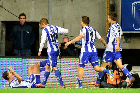 IFK Göteborg jublar efter 3-1 genom Philip Haglund