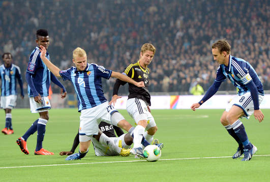 Djurgårdens Vytautas Andriuskevicius och AIKs Martin Lorentzson
