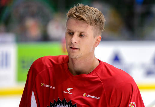 Frölundas Nicklas Lasu innan ishockeymatchen i SHL mellan