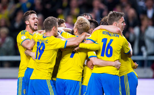 Sveriges segerjubel på slutsignal i fotbollsmatchen i VM-kvalet mellan Sverige och Österrike den 11 oktober 2013 i Stockholm.