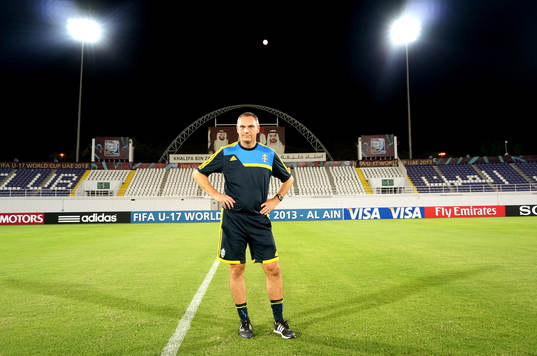 Sveriges förbundskapten Roland Larsson känner på