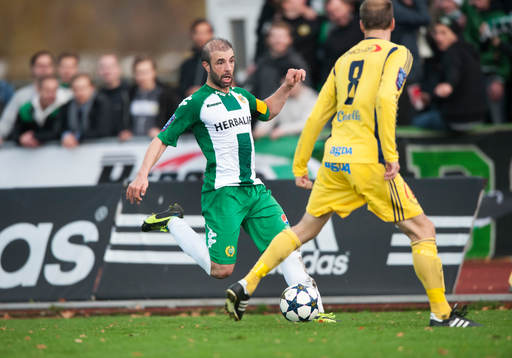  Hammarbys Kennedy Bakircioglu i matchen i Superettan mellan Ängelholm och Hammarby 26 oktober 2013.
