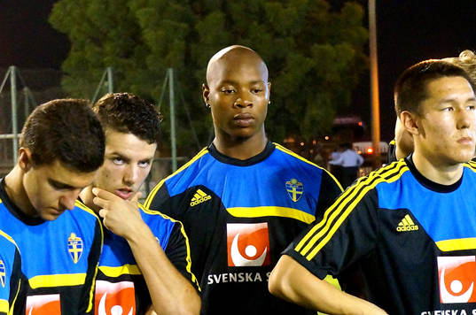 I denna handout-bild från Svenska Fotbollförbundet ses Sveriges Christer Lipovac, Erdal Rakip, Carlos Strandberg och Sebastian Ramhorn