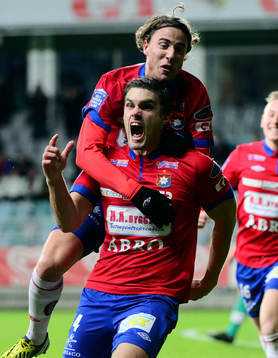 Örgrytes David Leinar jublar