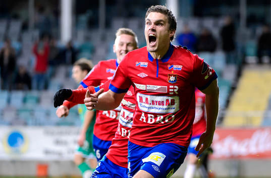 Örgrytes David Leinar jublar